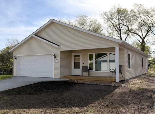 1955 Bud Road, Windom, MN 56101