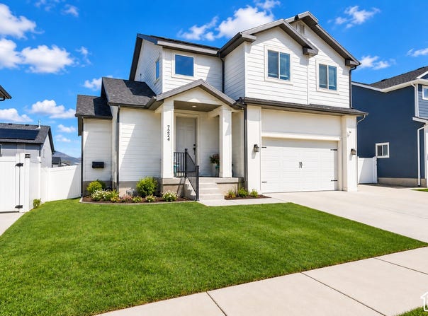 7224 N SILVER Way E, Eagle Mountain, UT 84005