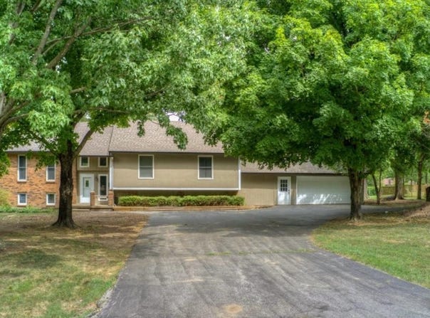 202 Split Rail Drive, Joplin, MO 64801