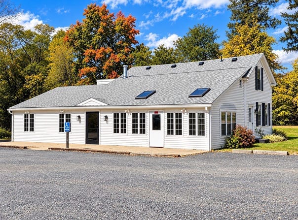 26 Sturbridge Road, Brimfield, MA 01010