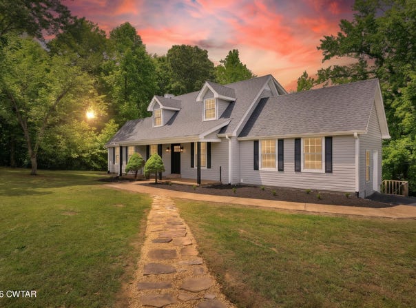 3075 Old Huntingdon Road, Lexington, TN 38351