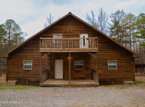 918 Yeates Subdivision Road, Starkville, MS 39759