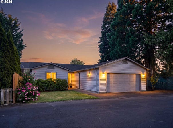 520 E MELODY Ln, Newberg, OR 97132