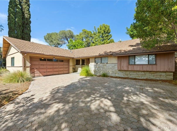 12324 Woodley, Granada Hills, CA 91344