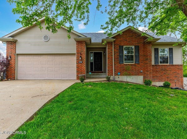 2520 E DANCING WILLOW Drive, Columbia, MO 65202