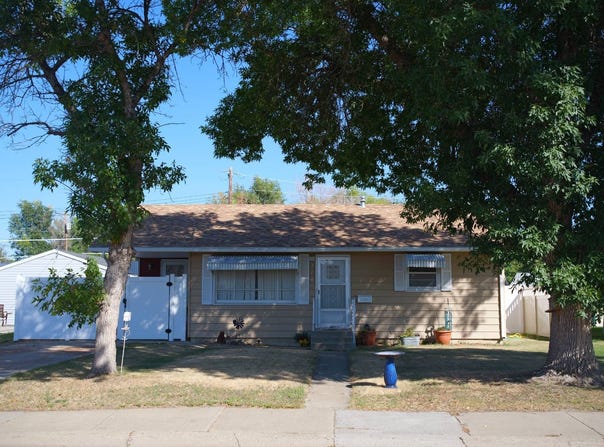 714 8th St. SE, Sidney, MT 59270