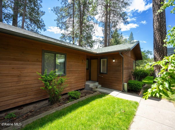 1130 E Timber Ln, Coeur d'Alene, ID 83815