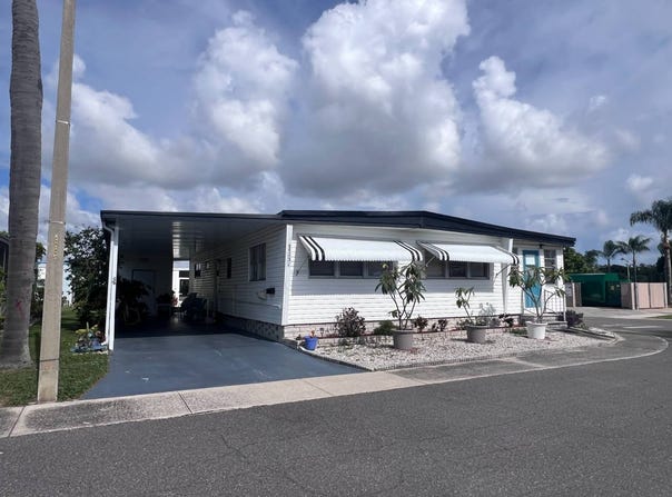 66231 Eaton Road, Pinellas Park, FL 33782
