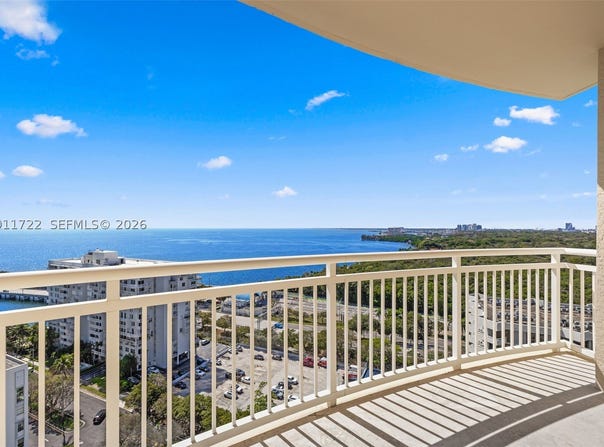 2475 Brickell Ave, Miami, FL 33129