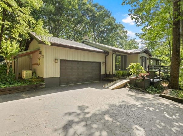 56 Cardinal Circle, Tryon, NC 28782