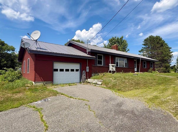 219 River Road, Maxfield, ME 04453