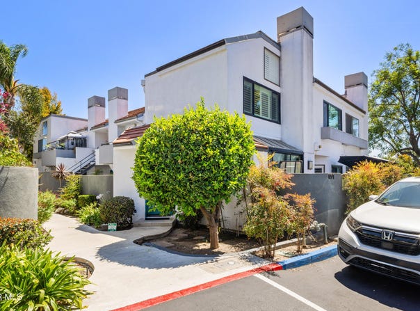 1191 Tivoli Lane, Simi Valley, CA 93065