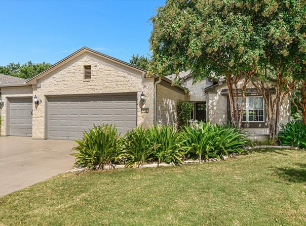 516 Independence Creek Ln, Georgetown, TX 78633