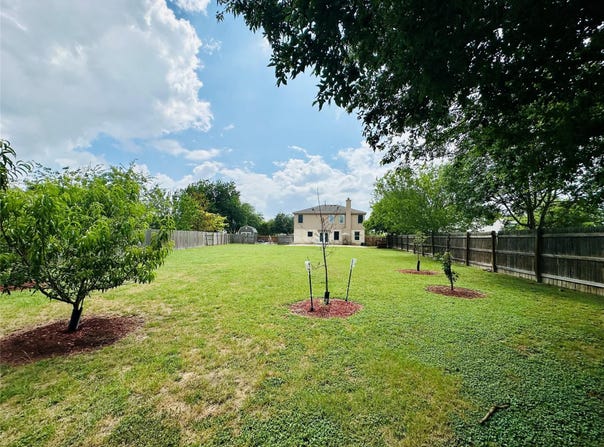 817 Tapestry Cv, Pflugerville, TX 78660