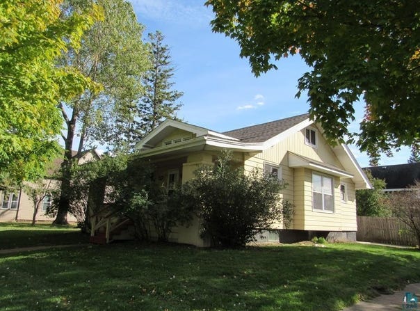 3520 N 21st St, Superior, WI 54880