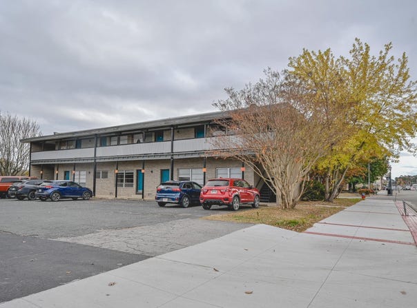 422 Mena St, Mena, AR 71953