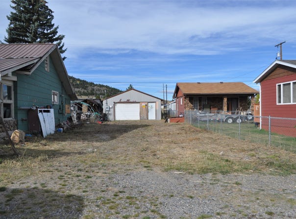 Oregon Ave, Butte, MT 59701