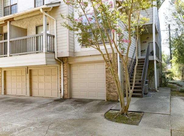 1304 E Bayou Parkway, Lafayette, LA 70508