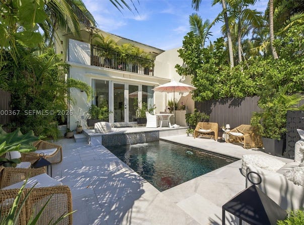 3151 New York St, Miami, FL 33133