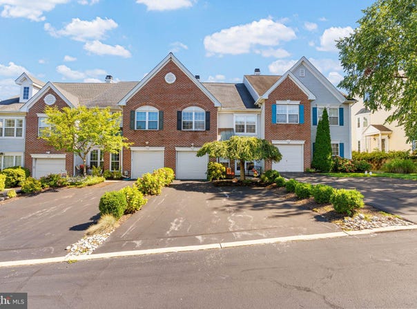 217 LOOKOUT Place, WAYNE, PA 19087