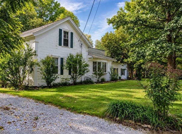 7186 S Ridge Road, Madison, OH 44057