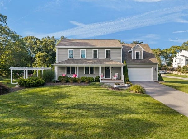 2 Olive Grove Lane, Westerly, RI 02891