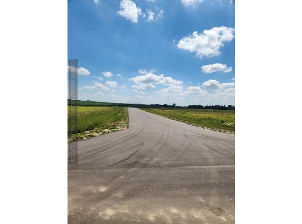 4130 Valley Circle, Doniphan, NE 68832