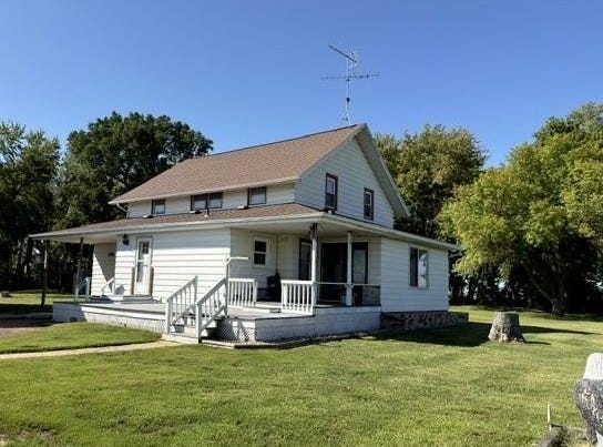54299 910 Street, Windom, MN 56101