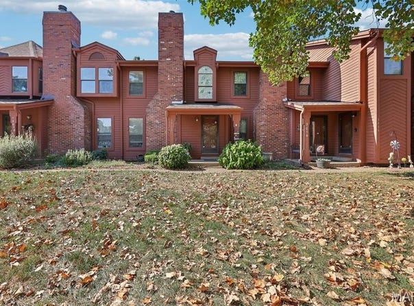 3012 Duclair Parkway, St Charles, MO 63303
