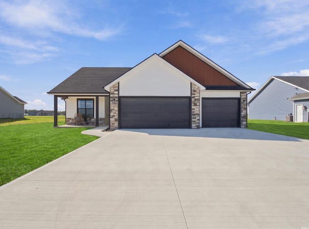 1545 N Noyer Road, Fort Wayne, IN 46818