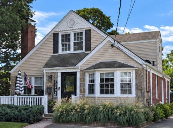 2 Windsor Place, Lynbrook, NY 11563