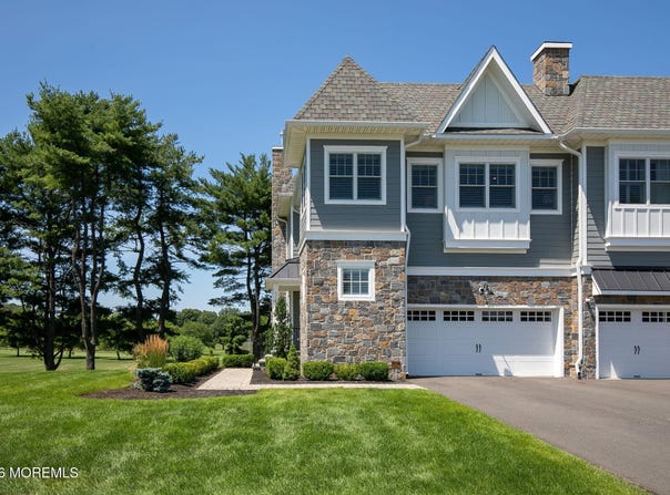 114 Eagle Way, Eatontown, NJ 07724