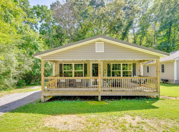 922 Old Lower Mill Road, Hixson, TN 37343