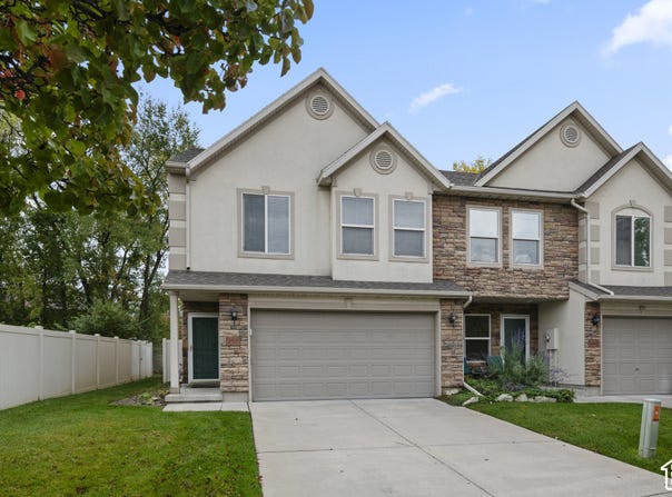 4999 S RIVERSIDE Dr, Murray, UT 84123