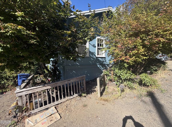 146 NE 6th Street, Toledo, OR 97391