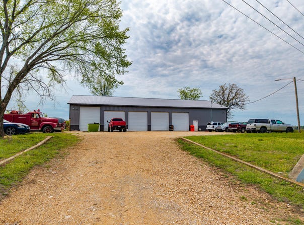 28 Wallace Ranch Road, Theodosia, MO 65761