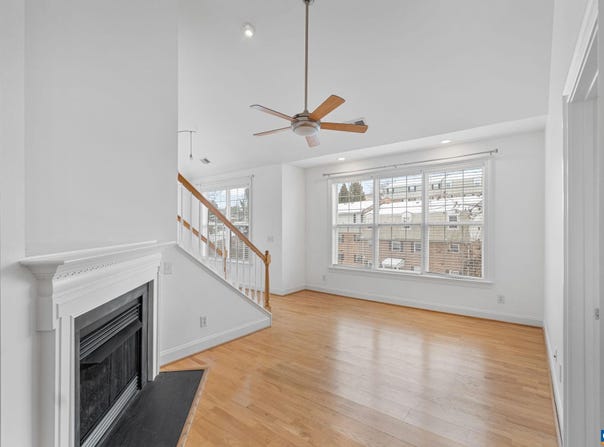 949 GLENWOOD STATION LN, CHARLOTTESVILLE, VA 22901