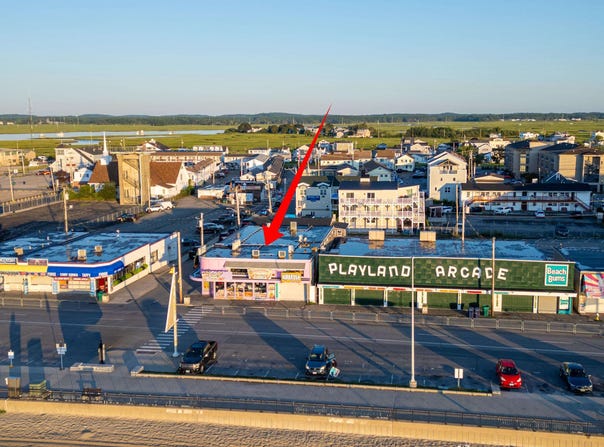 203 Ocean Boulevard, Hampton, NH 03842