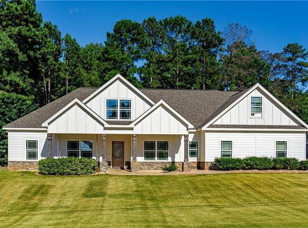 182 Lee Road 2206, Salem, AL 36874