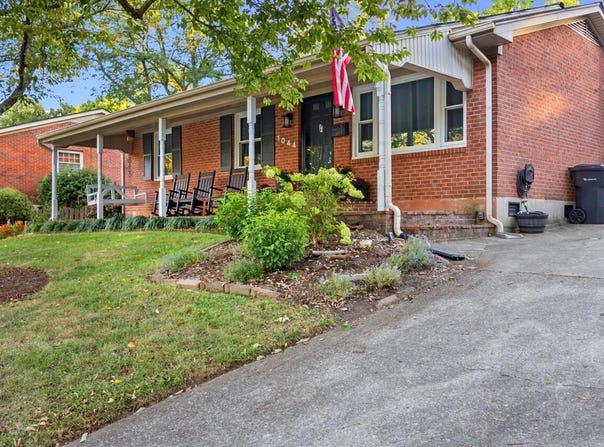 1044 Elmendorf Drive, Lexington, KY 40517