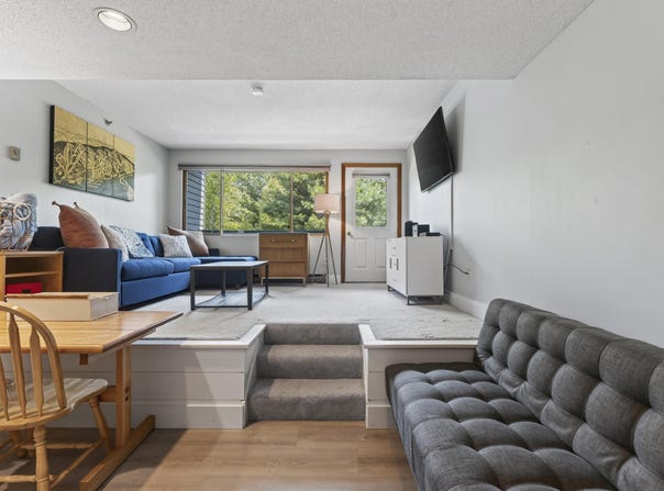 16 Roadrunner Drive, Newry, ME 04261