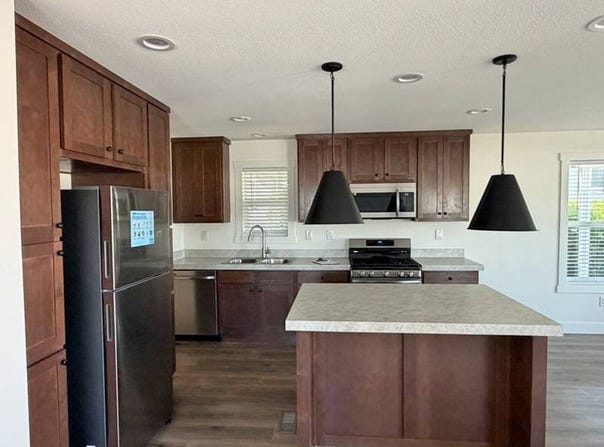 359 Lemon Drive, Redding, CA 96003