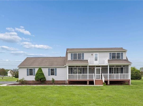 481 Jackson DR, Deltaville, VA 23043