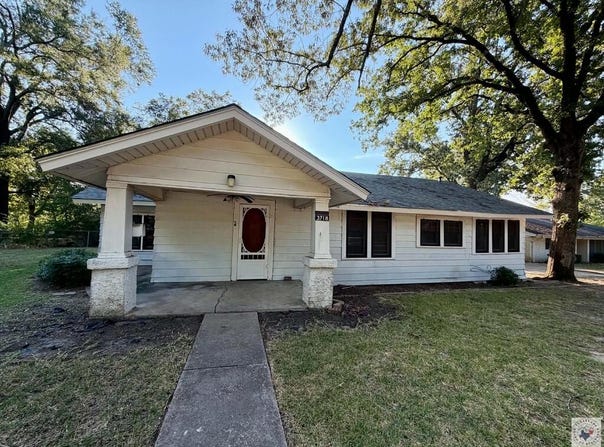 3718 Olive, Texarkana, TX 75503