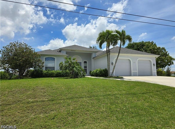 123 NW 14th Avenue, Cape Coral, FL 33993