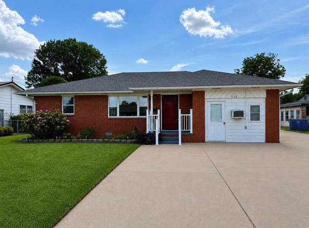516 S Oak, Hennessey, OK 73742