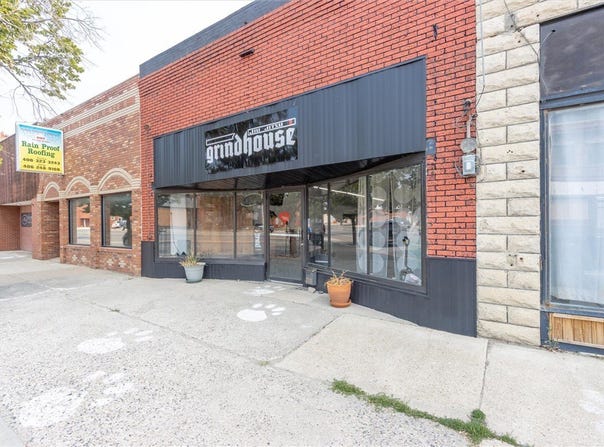 218 Main Street, Roundup, MT 59072