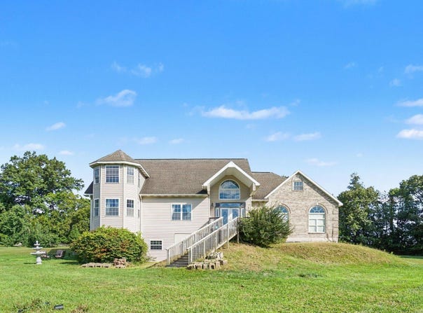 26600 Mintdale Road, Sturgis, MI 49091