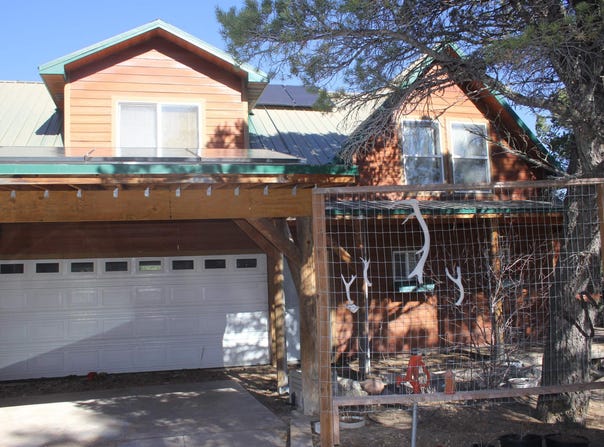 10 Eagle Lane, Ute Park, NM 87749-0000