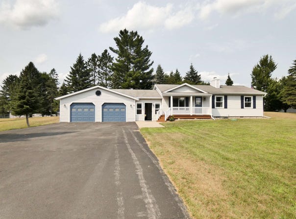 W8470 GERMANTOWN Road, CRIVITZ, WI 54114